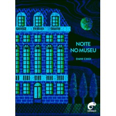 Noite no museu