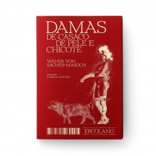Damas de casaco de pele e chicote
