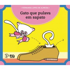 Gato que pulava em sapato